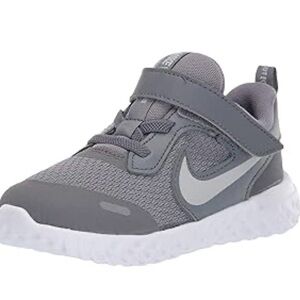 Nike Kids Gray Sneakers with White Sole